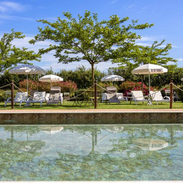 Piscina estate 2025 alla Favorita a Bastia Umbra